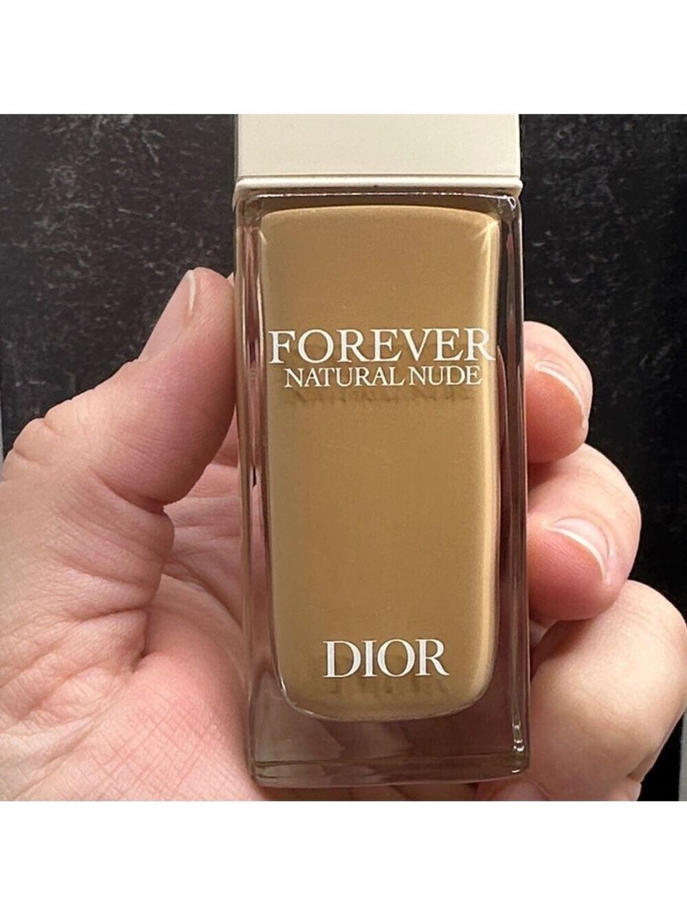Dior Forever Natural Nude Foundation - Tan 4W0 - 30 ML / 1 Fluid Ounce - Picture 3 of 9